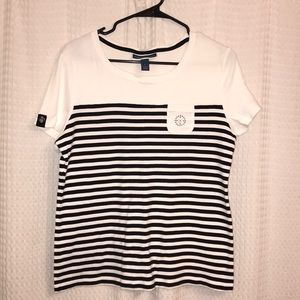 Short sleeve top